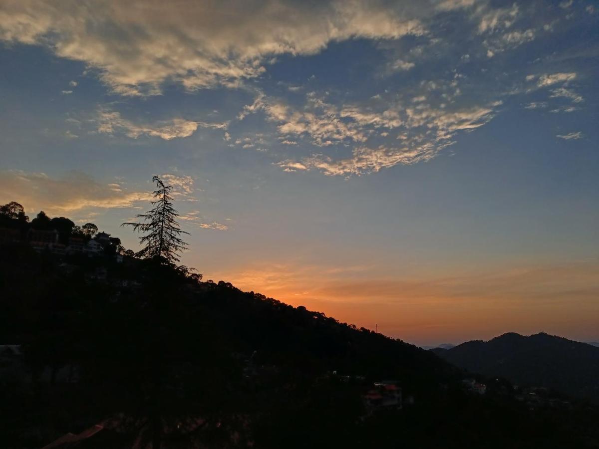 Sunrise View Homestay Касаули Экстерьер фото